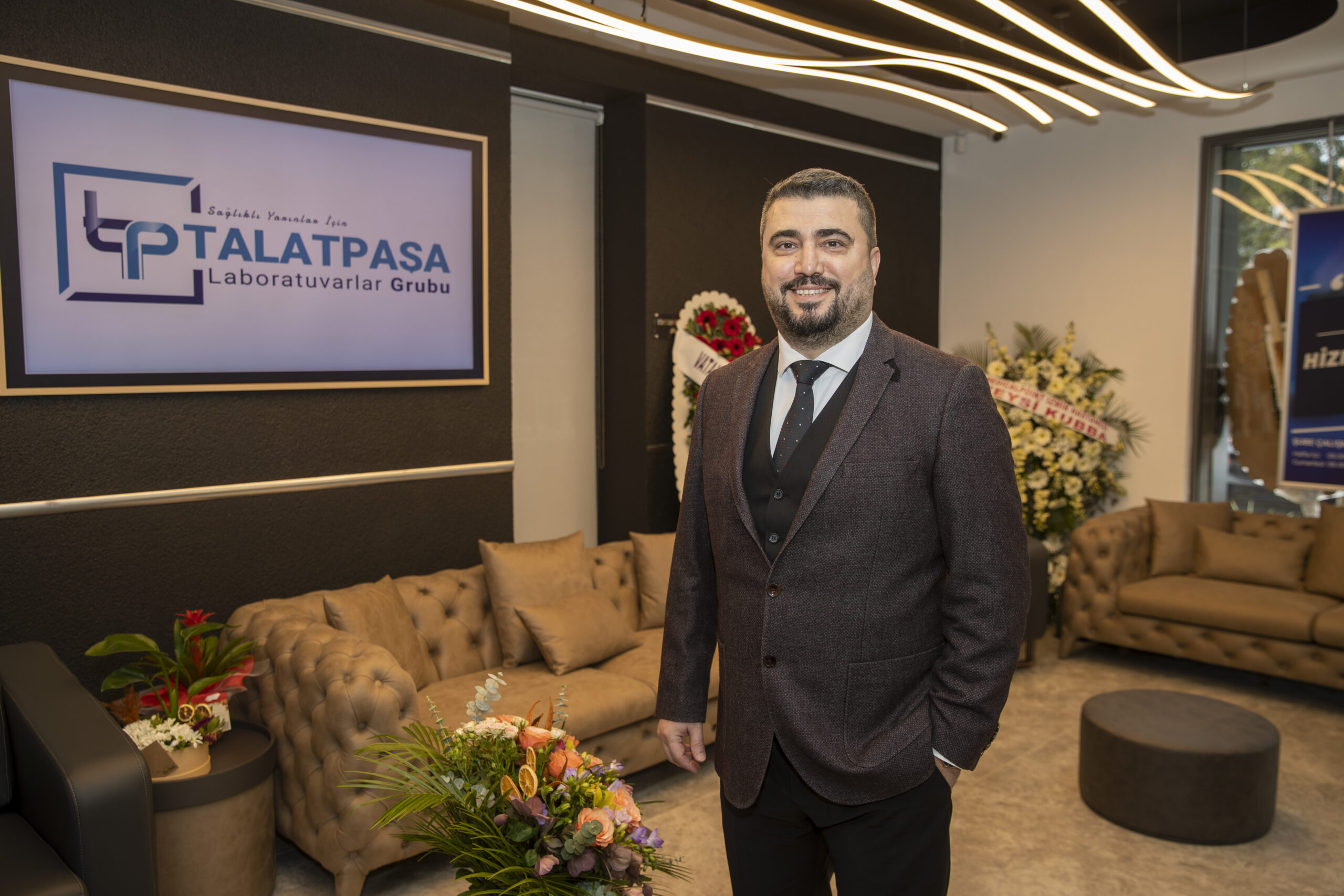 TALATPAŞA LABORATUVARLAR GRUBU ALSANCAK ŞUBESİYLE HİZMET ÇITASINI YÜKSELTTİ