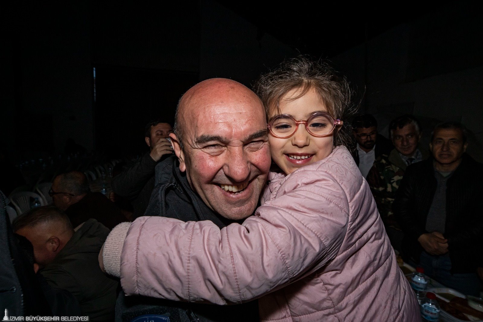 Başkan Tunç Soyer, “Osmaniye tekrar ayağa kalkana ve yüzü gülene kadar yanınızda olacağız”