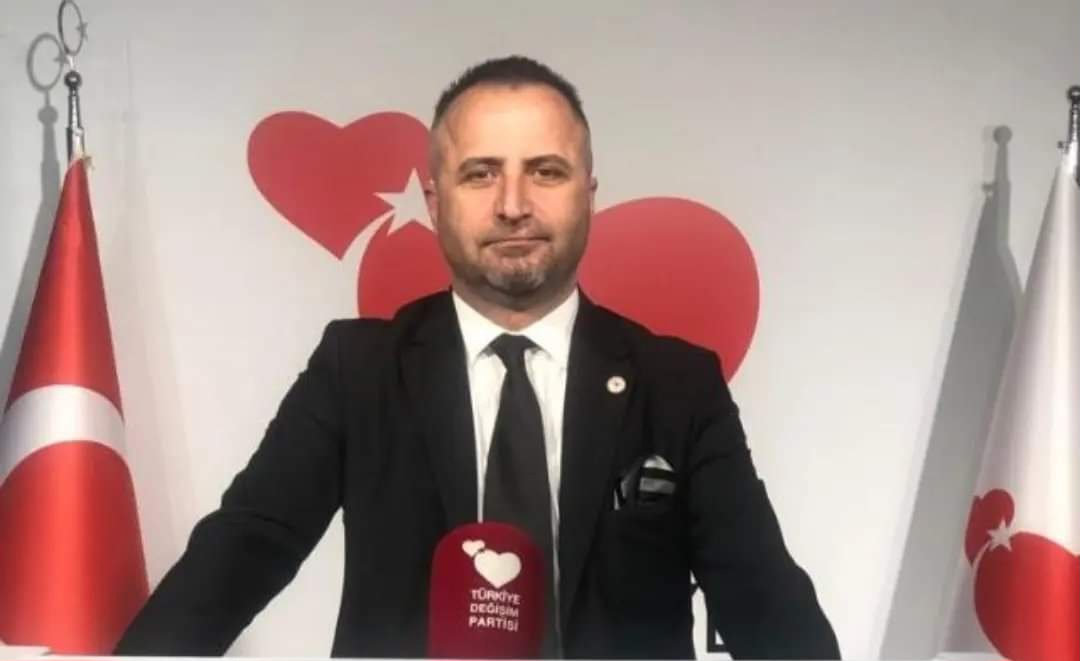 Türkiye Değişim Partisi Çekmeköy İlçe Başkanı Pınarlı Partisi’nden istifa etti