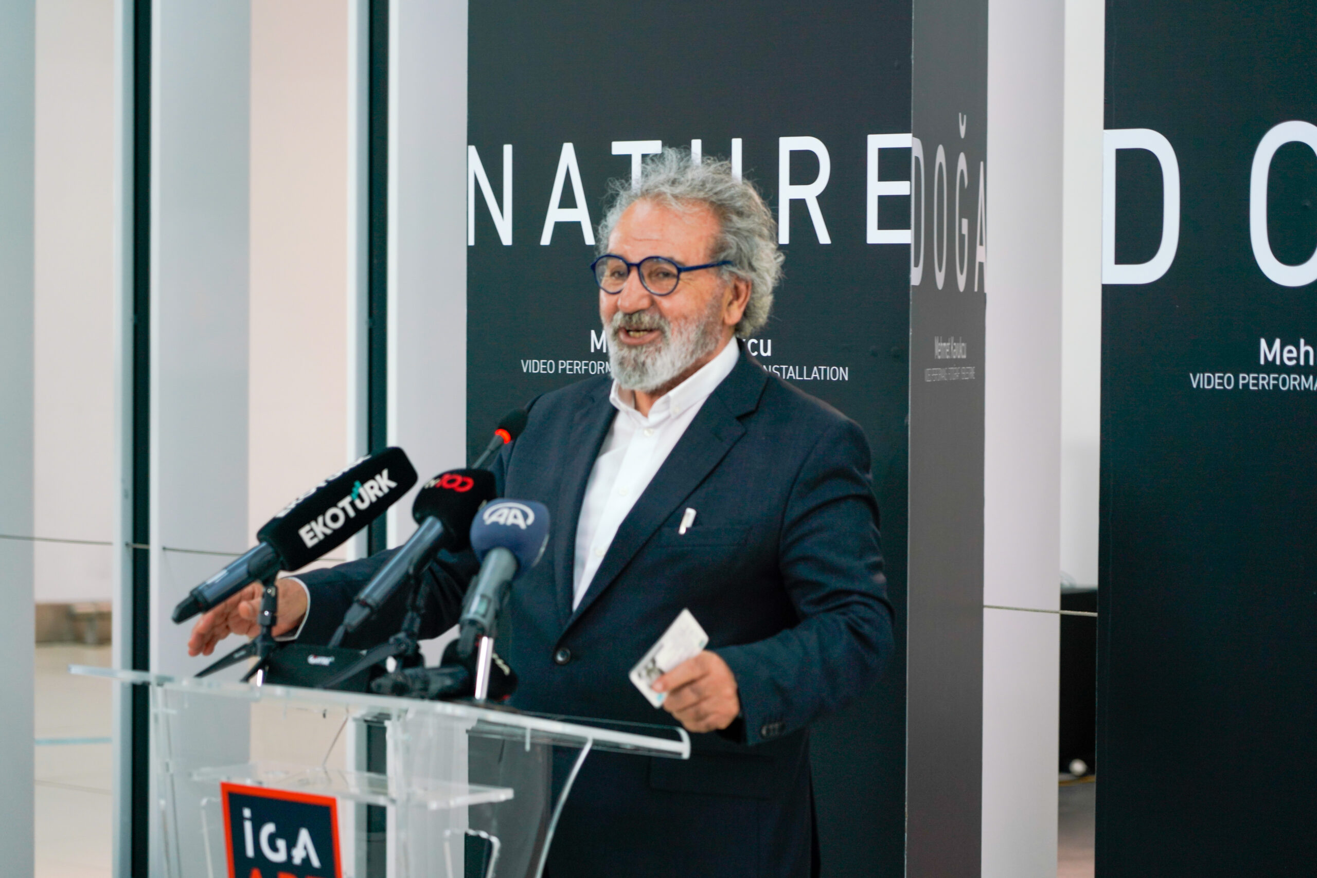 İGA ART’taki Kavukcu sergisi: “Depremzedelere verilen destekler için bir teşekkür”