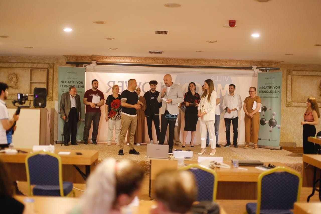 Maltepenin Evladı Kenan Otlu 1. Bölge Milletvekili Aday Adaylığını Partililerinin Yoğun İlgisiyle Açıkladı.