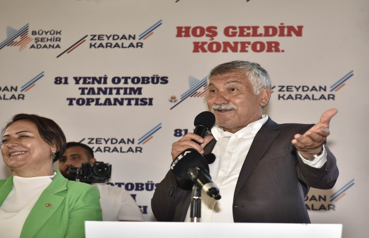 CHP’li Başkan Zeydan Karalar, “81 modern otobüsü halkımızın hizmetine sunduk, yeni otobüsler de alacağız.”