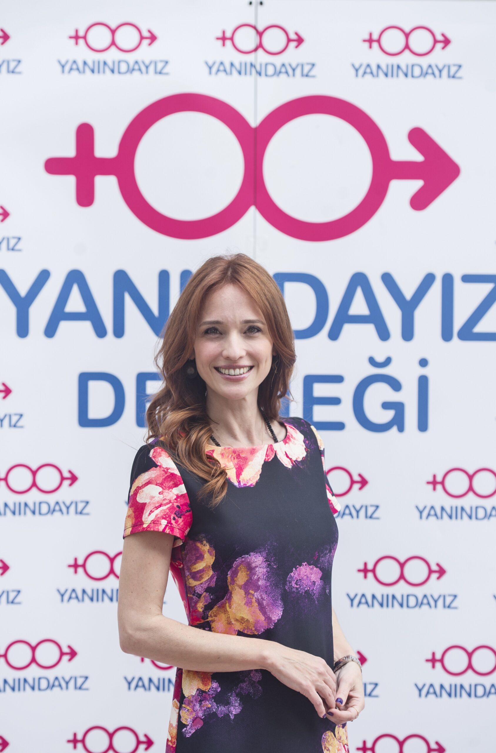 YANINDAYIZ Derneği’nin yeni başkanı Selen Okay Akçalı oldu