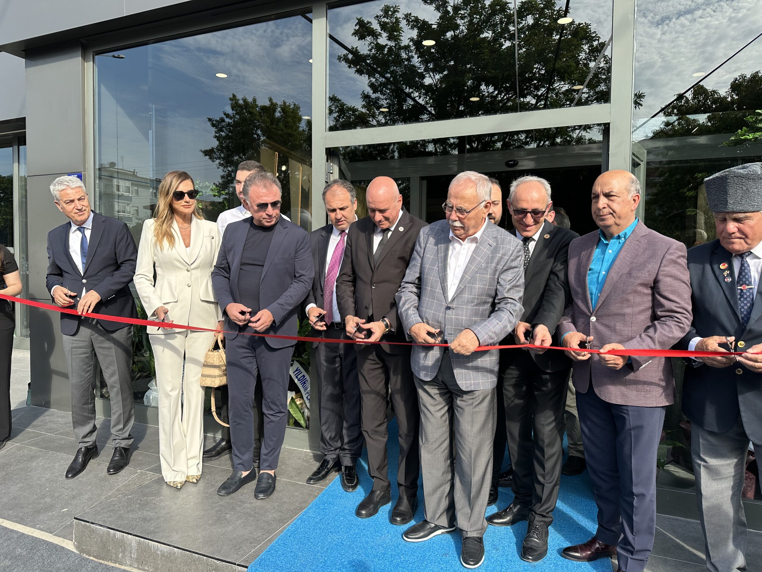 NG KÜTAHYA SERAMİK, İZMİR VE ÇANAKKALE’DEKİ  YENİ MAĞAZALARINI HİZMETE AÇTI