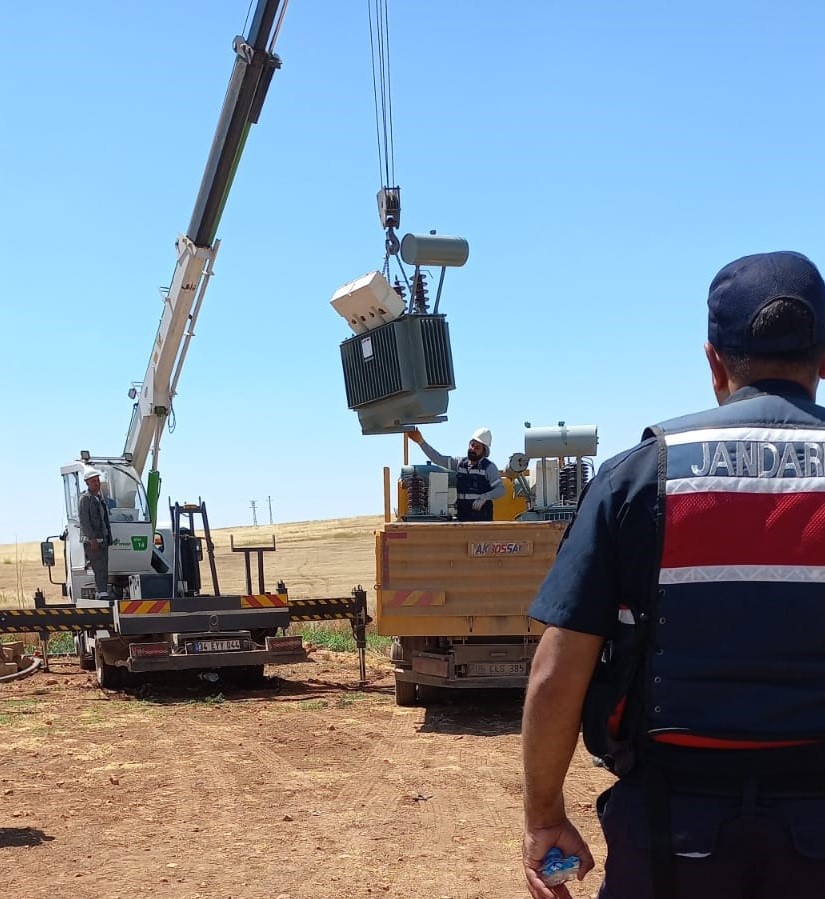 16 Milyon TL’lik Hırsızlık Engellendi Diyarbakır’ın Çınar İlçesinde 13 Kaçak Trafoya El Konuldu