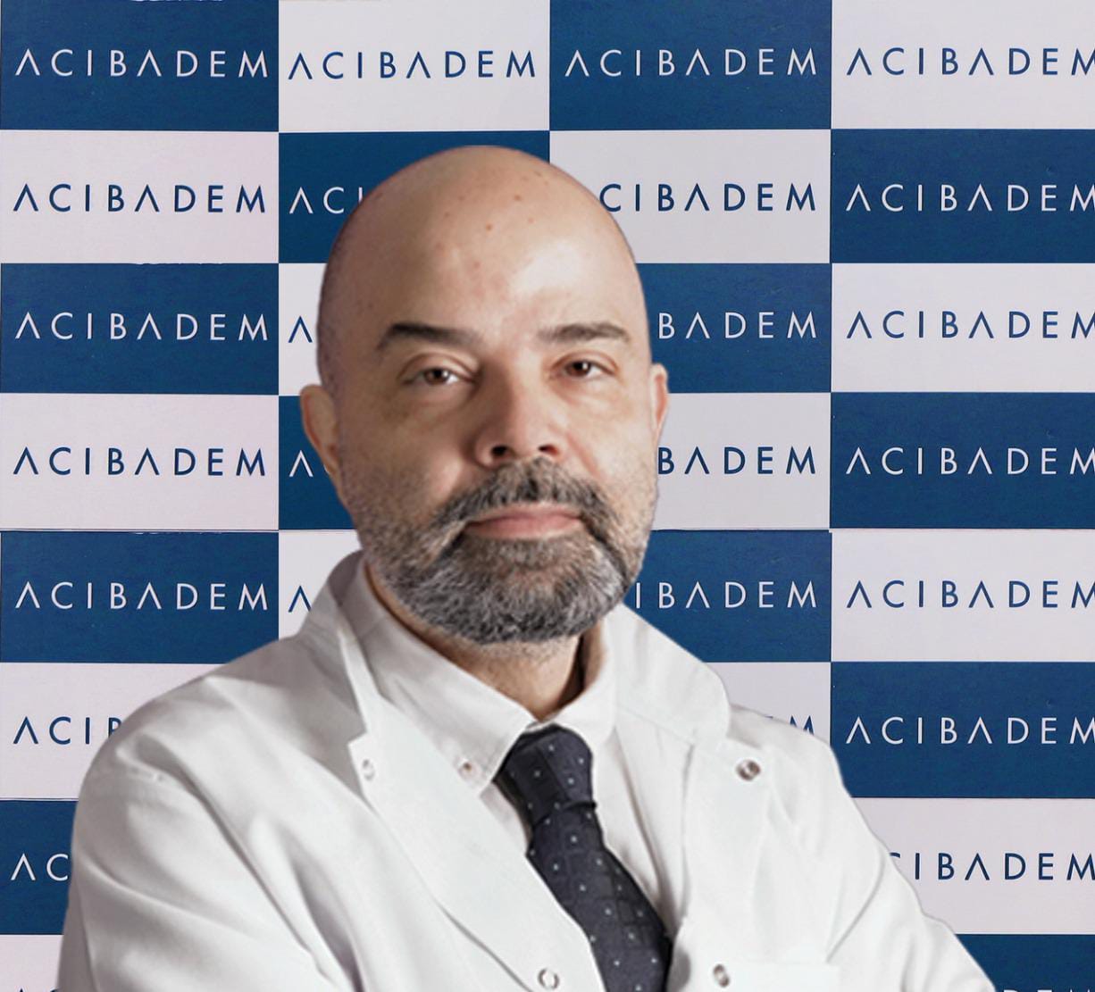 Prof. Dr. Arif Ulubil bakteri kaynaklı dış kulak yolu enfeksiyonunun şiddetli kulak ağrısına yol açıyor