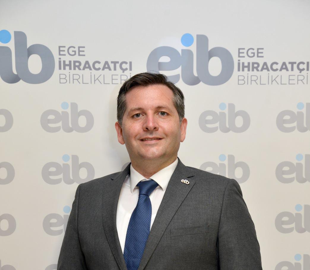 Türk deri ihracatçıları ayakkabı ve saraciye ürünlerini İtalya’da Metaverse ile tanıtıyor