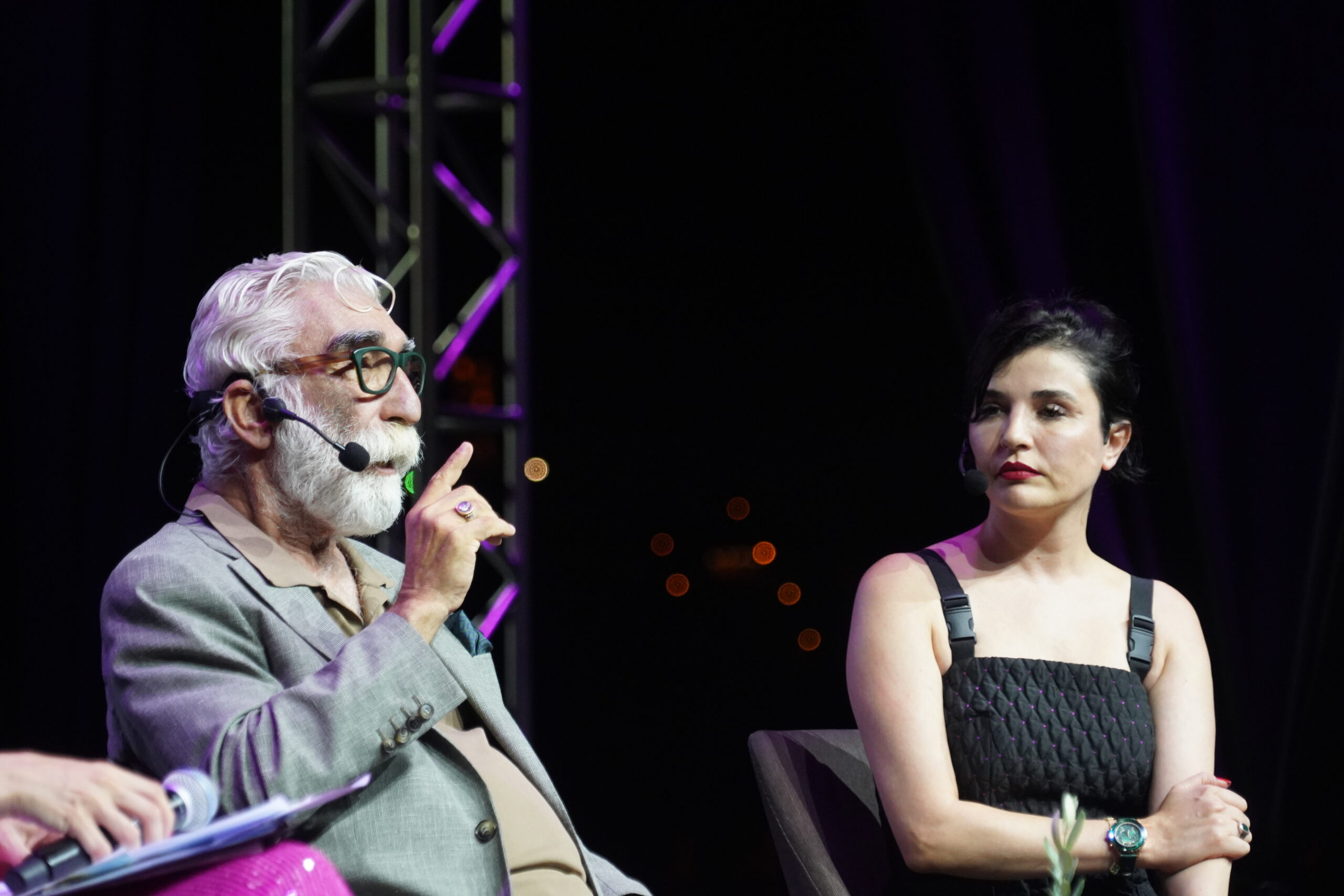 2. GEMLİK FİLM FESTİVALİ’NİN AÇILIŞINI CEZMİ BASKIN VE GONCA VUSLATERİ YAPTI