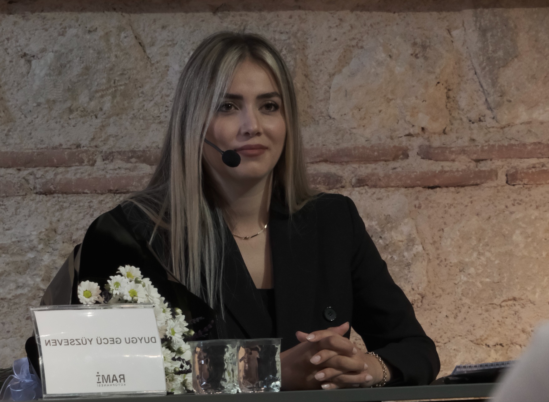 TÜRKİYE’DEKİ GAZETECİLİK ANLAYIŞI RAMİ KÜTÜPHANESİ’NDE MASAYA YATIRILDI! “DÜNYAYA BATININ GÖZLERİYLE BAKIYORUZ”