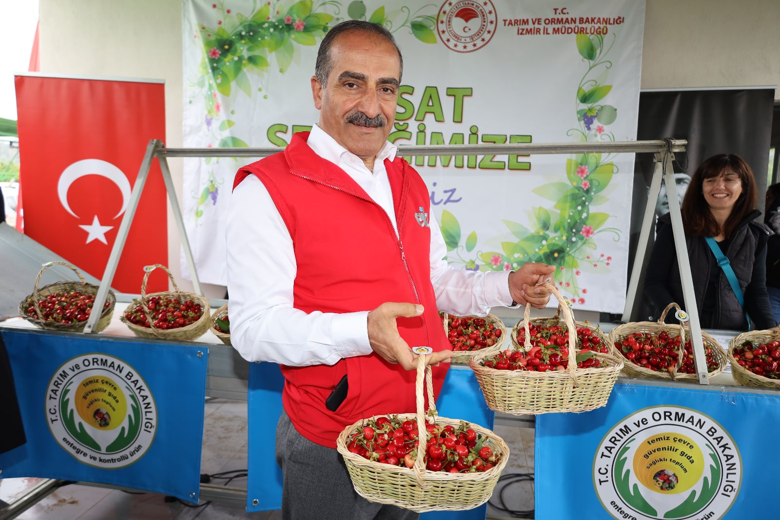 KIRMIZI ALTINDA HASAT COŞKUSU: KİRAZDA 200 MİLYON DOLARLIK DEV HEDEF!