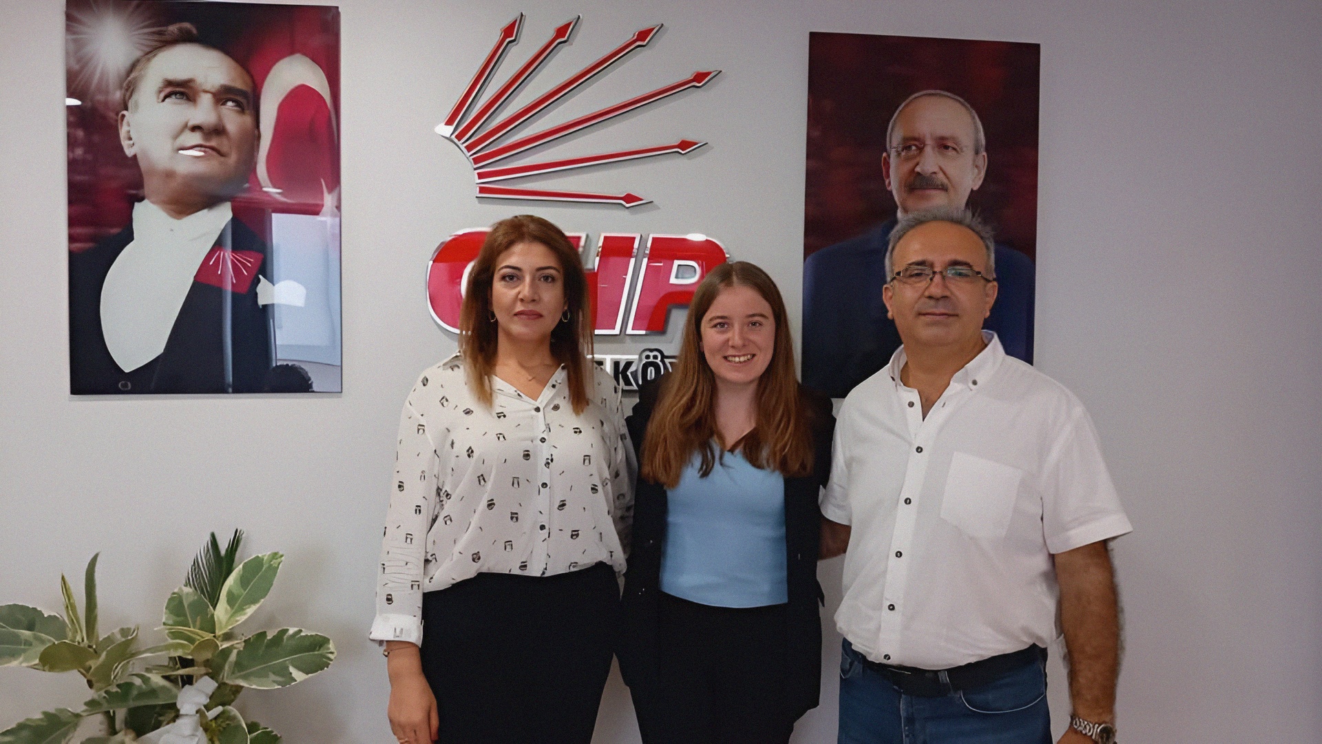 “Düzgün Çorum, Melda Tanişman Tutan’ı CHP İlçe Başkanlığında Ziyaret Ederek Hayırlı Olsun Dileklerinde Bulundu”