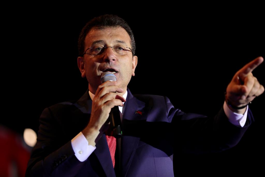 BAŞKAN İMAMOĞLU: BU ÜLKENİN GENÇLERİ TARİH YAZACAK