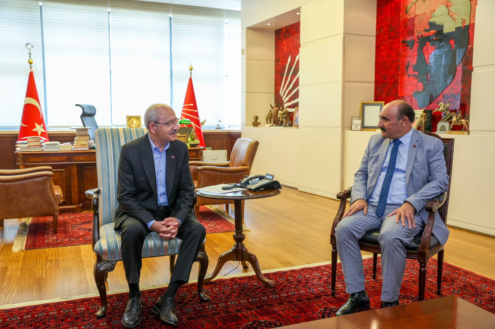 CHP Genel Başkanı Kemal Kılıçdaroğlu, Esnaf Odaları Temsilcileriyle Bir Araya Geldi