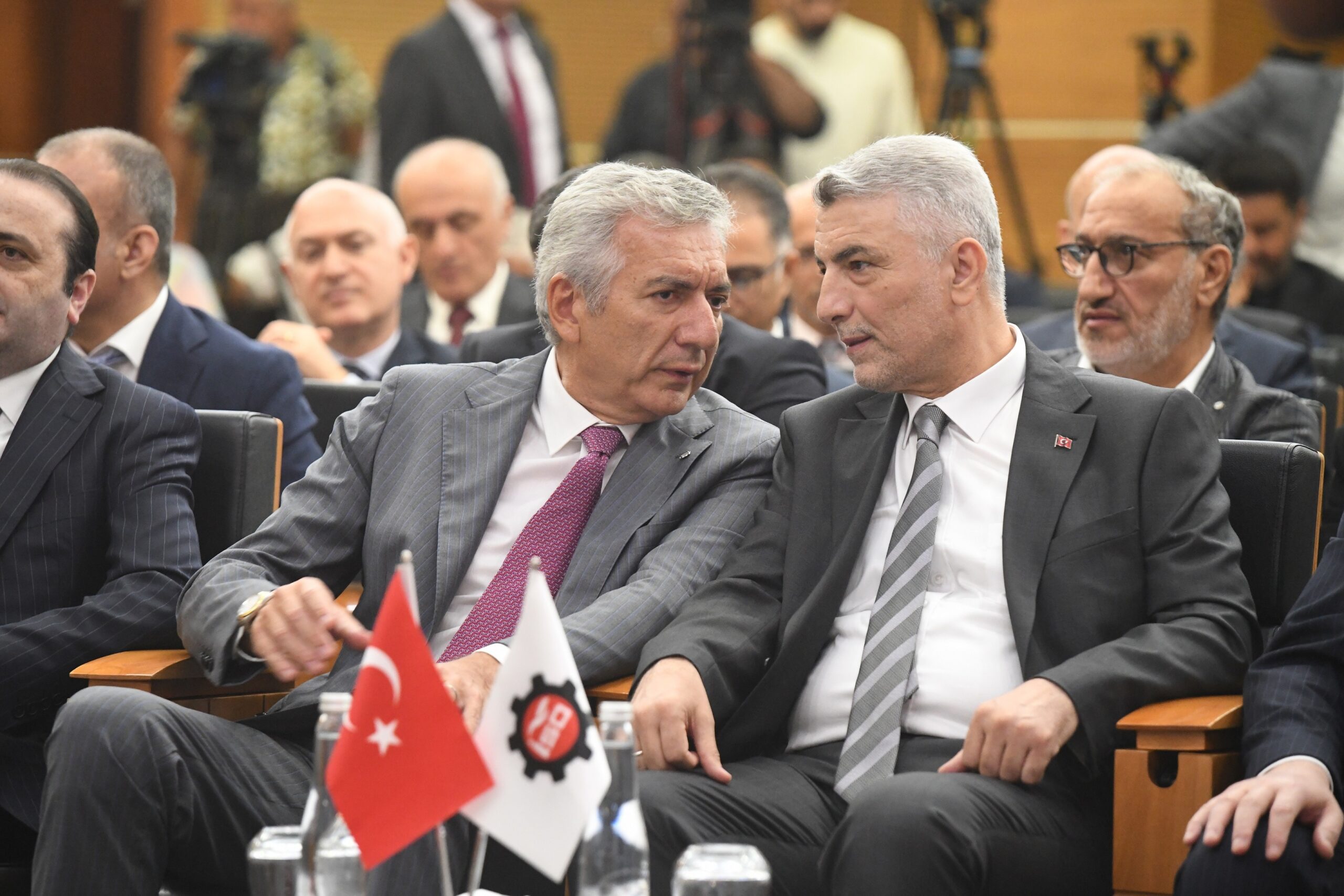 İSO Meclisi’nin ağustos ayı toplantısına Ticaret Bakanı Prof. Dr. Bolat konuk oldu