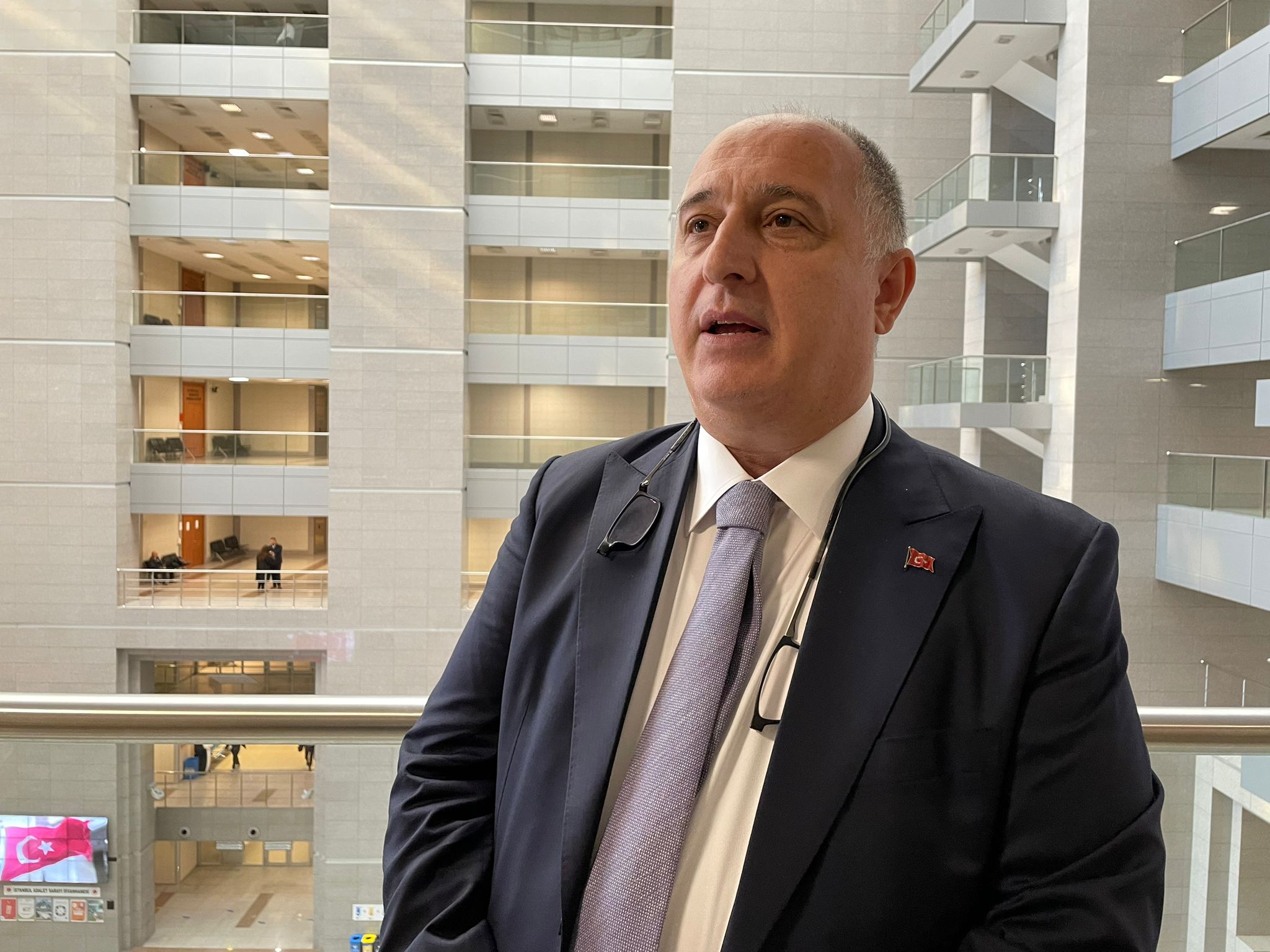 “Yavuz Saltık’ın 15 Yıl Hapis Cezası Ardından Beraat Etti: Hukuki Sürecin Karmaşıklığı”