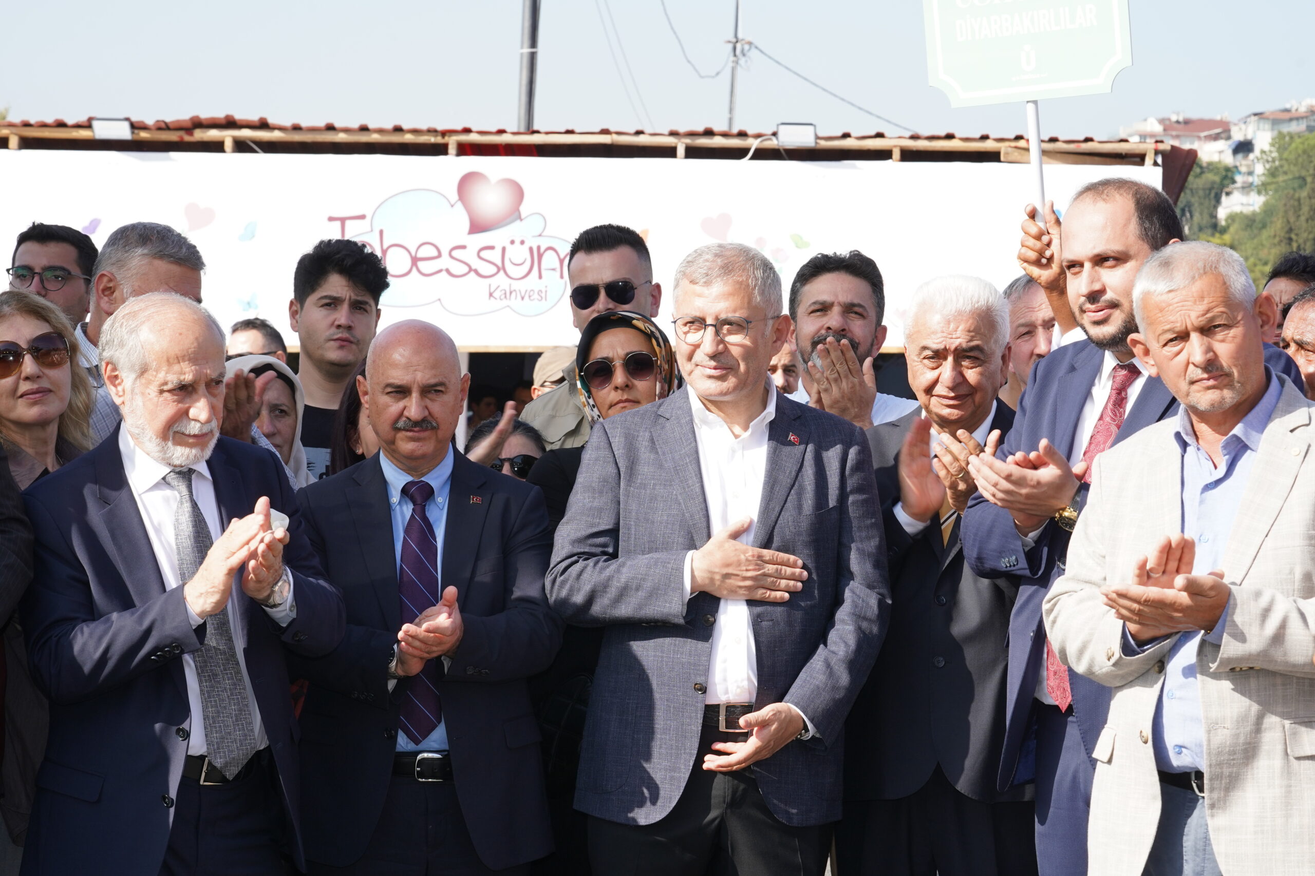 YÖRESEL LEZZETLER ÜSKÜDAR’DA GÖRÜCÜYE ÇIKTI