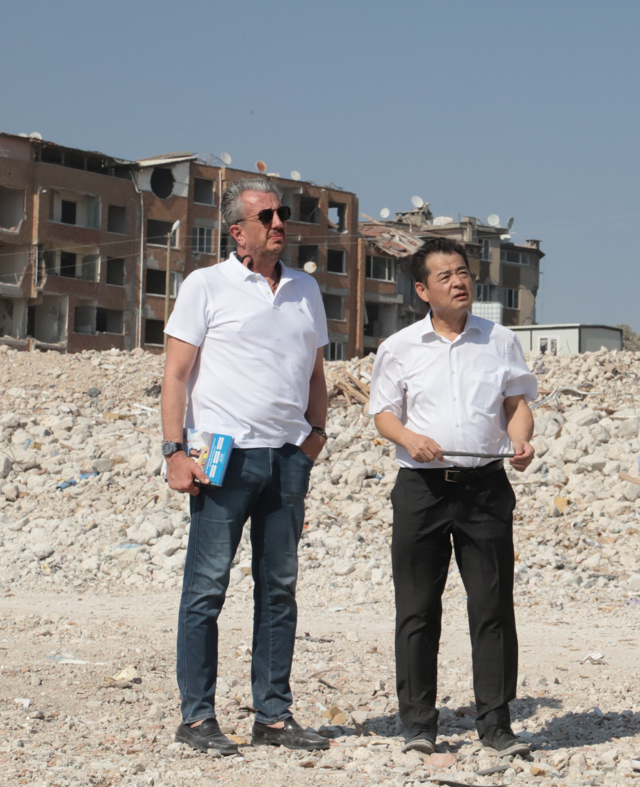 JAPON DEPREM UZMANI YOSHINORI MORIWAKI DEPREM BÖLGESİNDE, ÖZEL TIR “KAŞİF”LE EĞİTİMLERE BAŞLADI