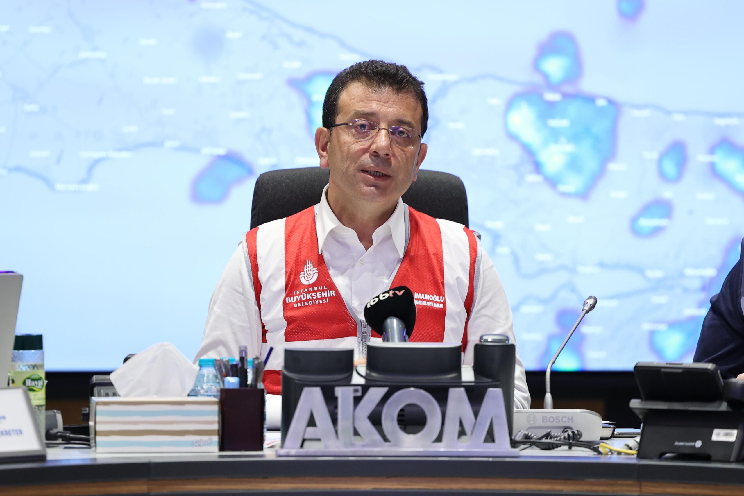 İMAMOĞLU’NDAN ‘BİR KISIM MEDYA’YA KARALAMA TEPKİSİ:  KENDİLERİNİ SEFİL VE MAHCUP EDECEK PAYLAŞIMLARI YANLIŞ BULUYORUM