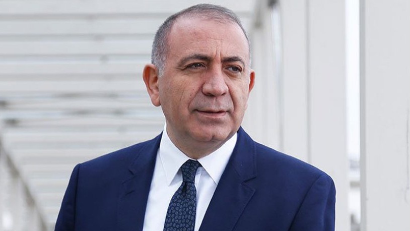 Gürsel Tekin'den "Figüran" İddialarına Sert Tepki: "Siz Kimin Figüranısınız?"