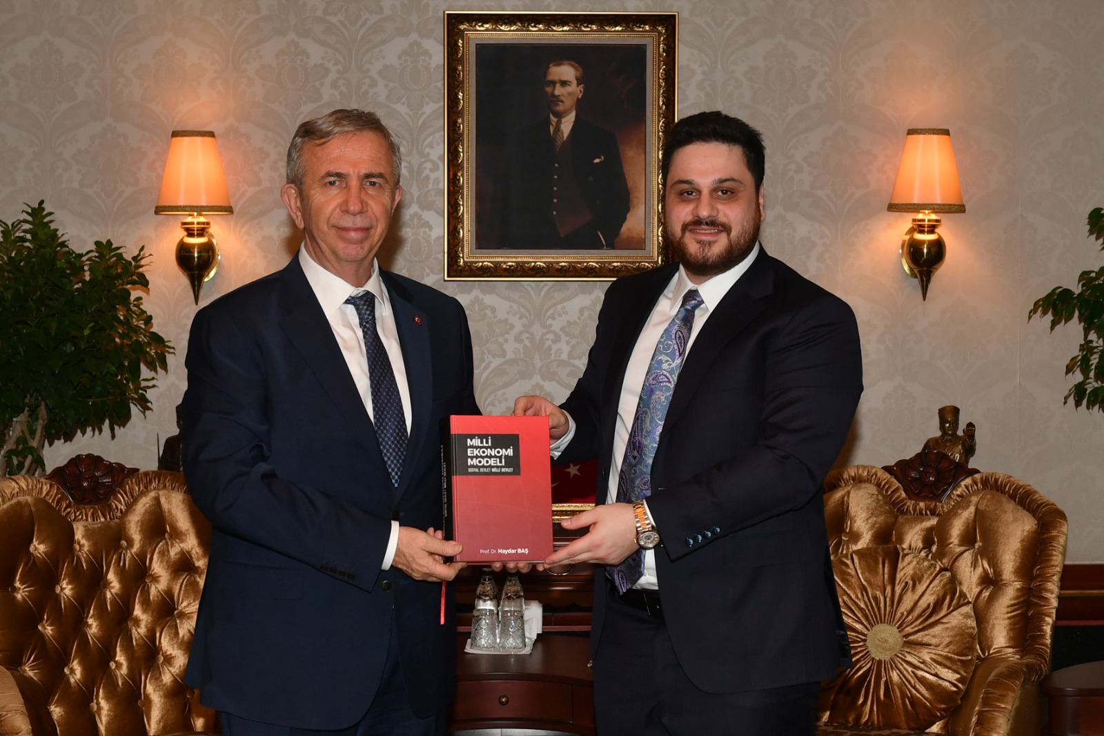 BTP Lideri Hüseyin Baş’ı arayan Mansur Yavaş, Ankara’daki 4 milyar TL’lik yolsuzluğa ilişkin 96 suç duyurusunda bulunduk.