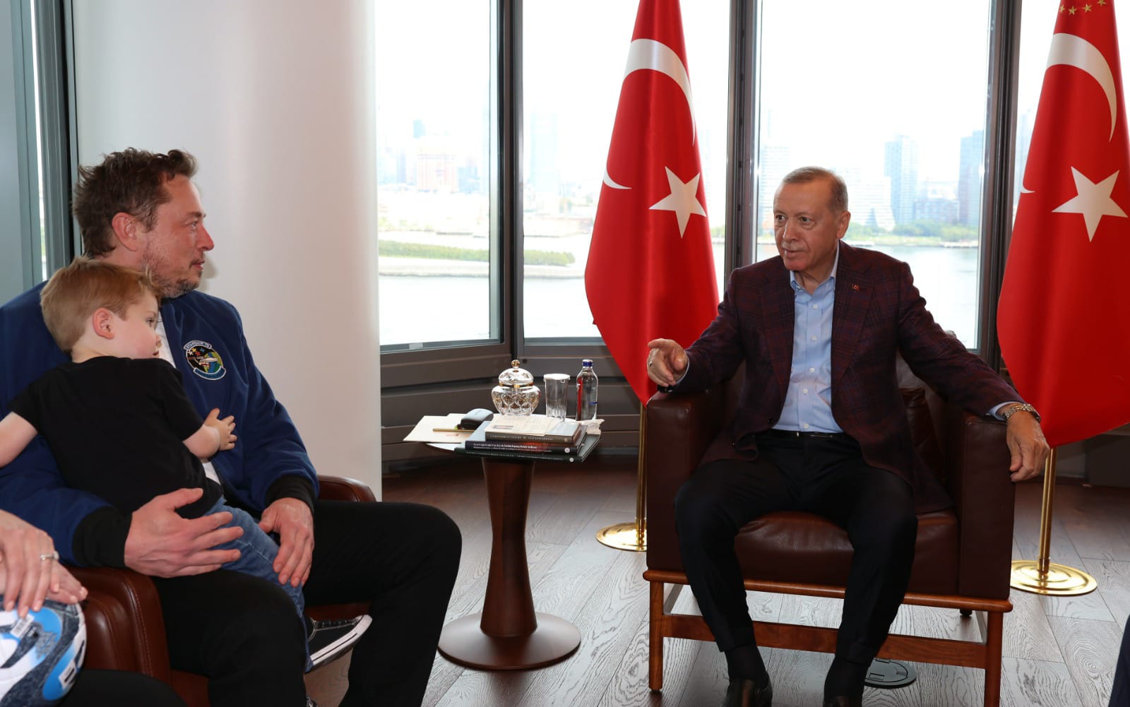 Recep Tayyip Erdoğan, Elon Musk’ın Oğluna Sürpriz Hediye verdi, İlginç Detaylar Ortaya Çıktı