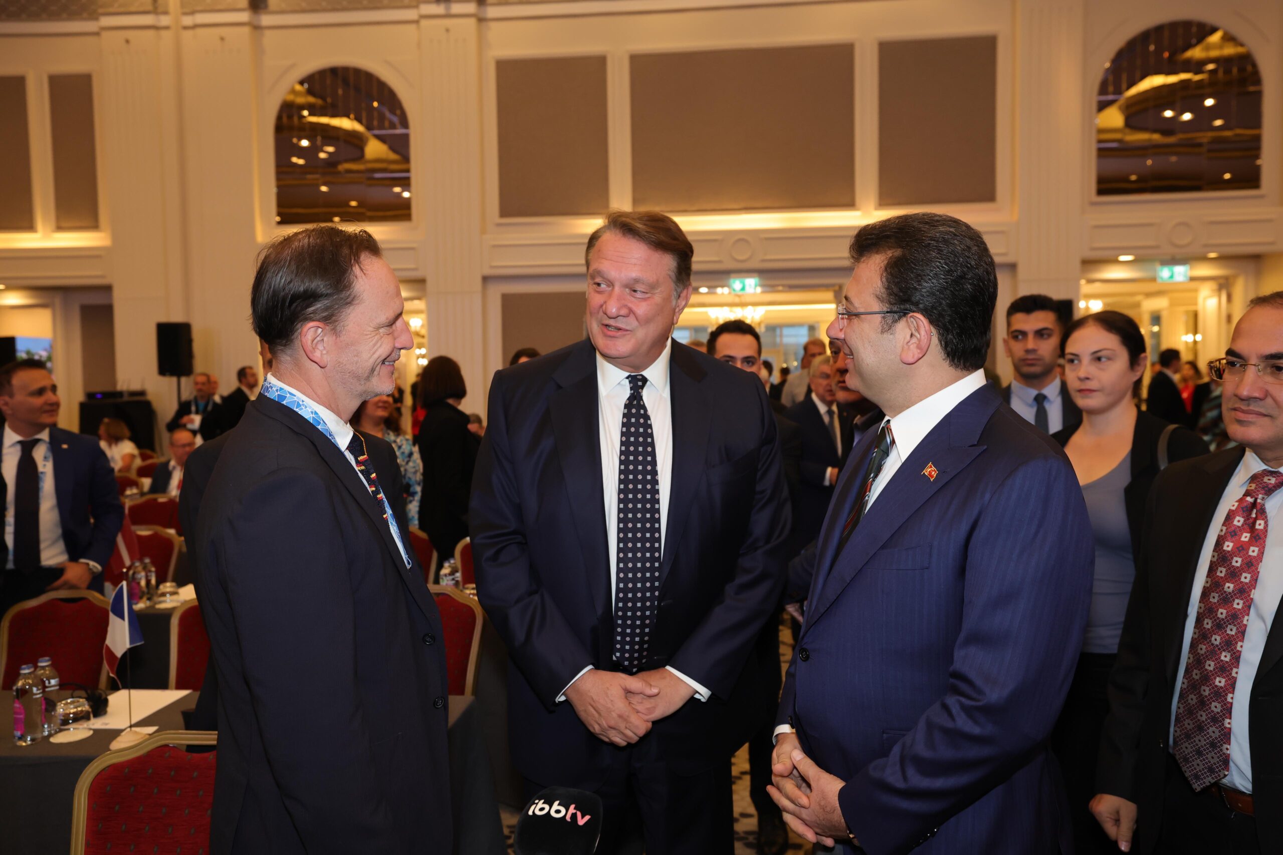 İMAMOĞLU: 2027 AVRUPA VE 2036 OLİMPİYAT OYUNLARI’NI SADECE İSTANBUL HALKI İÇİN DEĞİL, TÜM DÜNYA İÇİN İSTİYORUZ