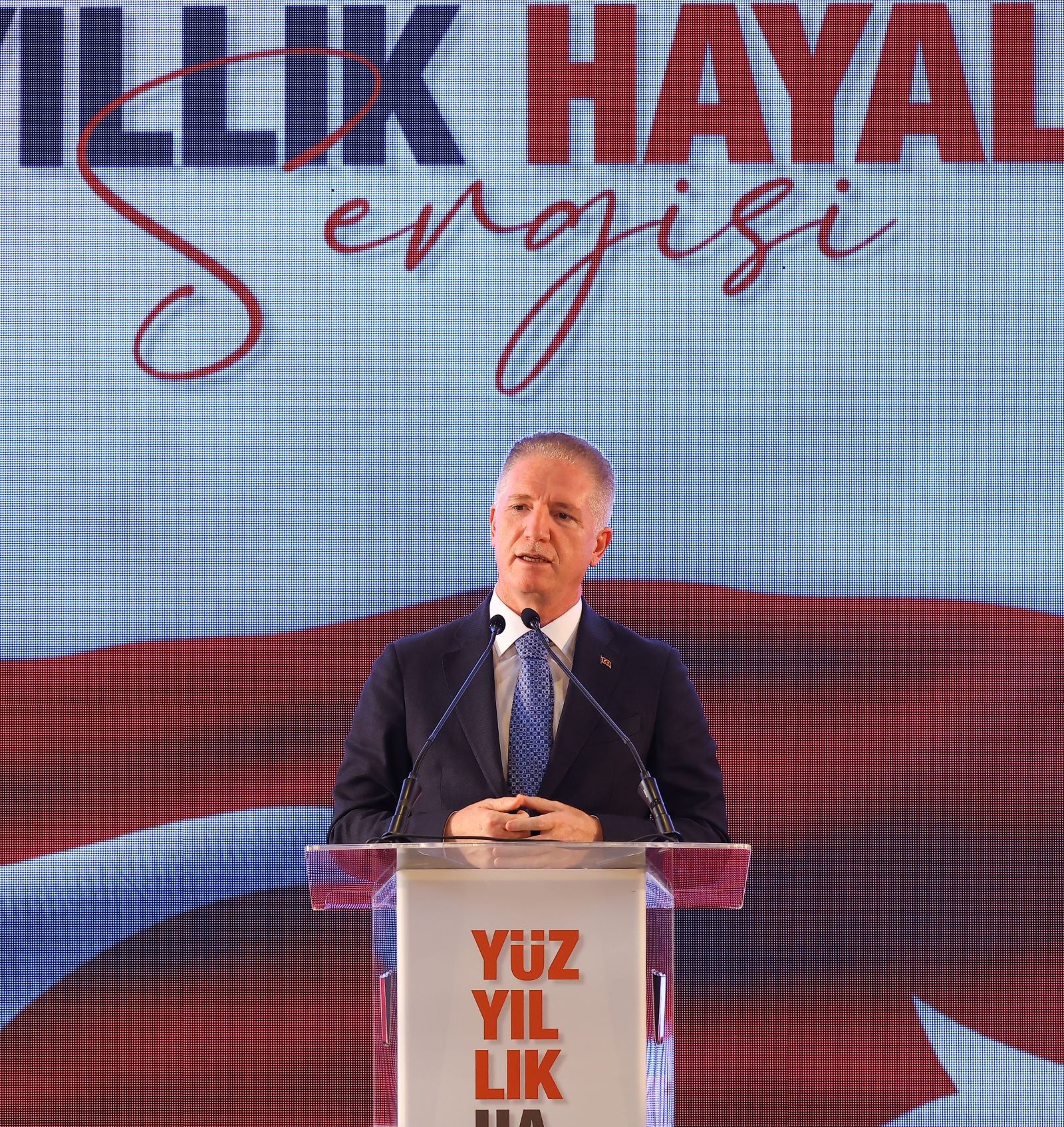 Özgür Özel’den Sert Açıklama: “Hesabını Sormak Boynumun Borcu!”