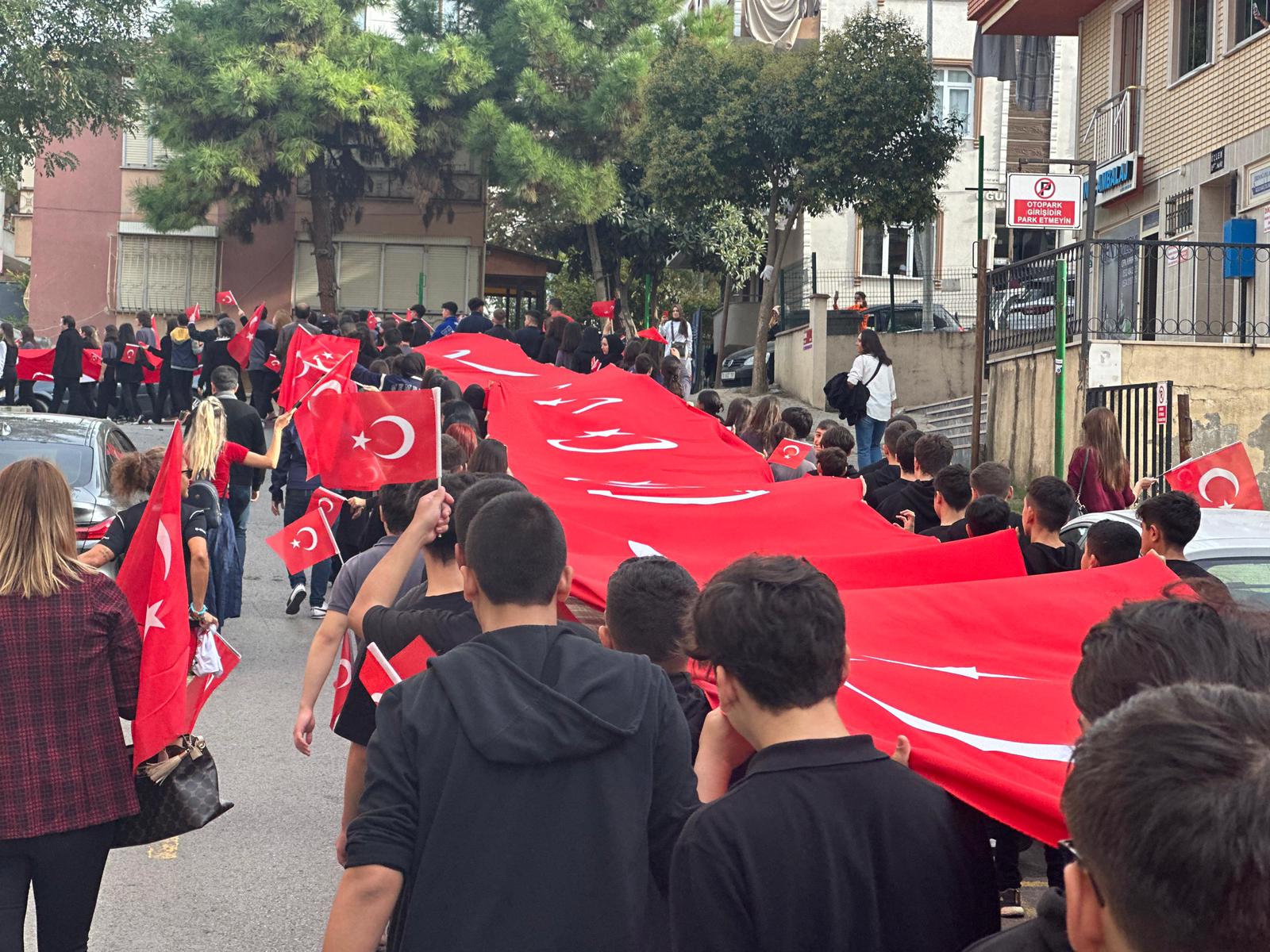 Siyaset Bilimci Sabri Şenel: Lozan Zaferler Ayının Finalidir, Sevr Kaybetti, Lozan Kazandı