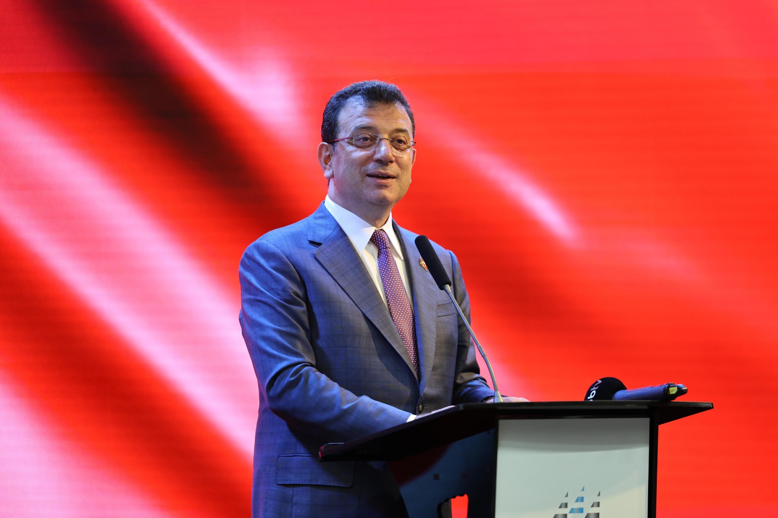 BAŞKAN İMAMOĞLU’NDAN ‘KENTSEL DÖNÜŞÜM BAŞKANLIĞI’ ELEŞTİRİSİ