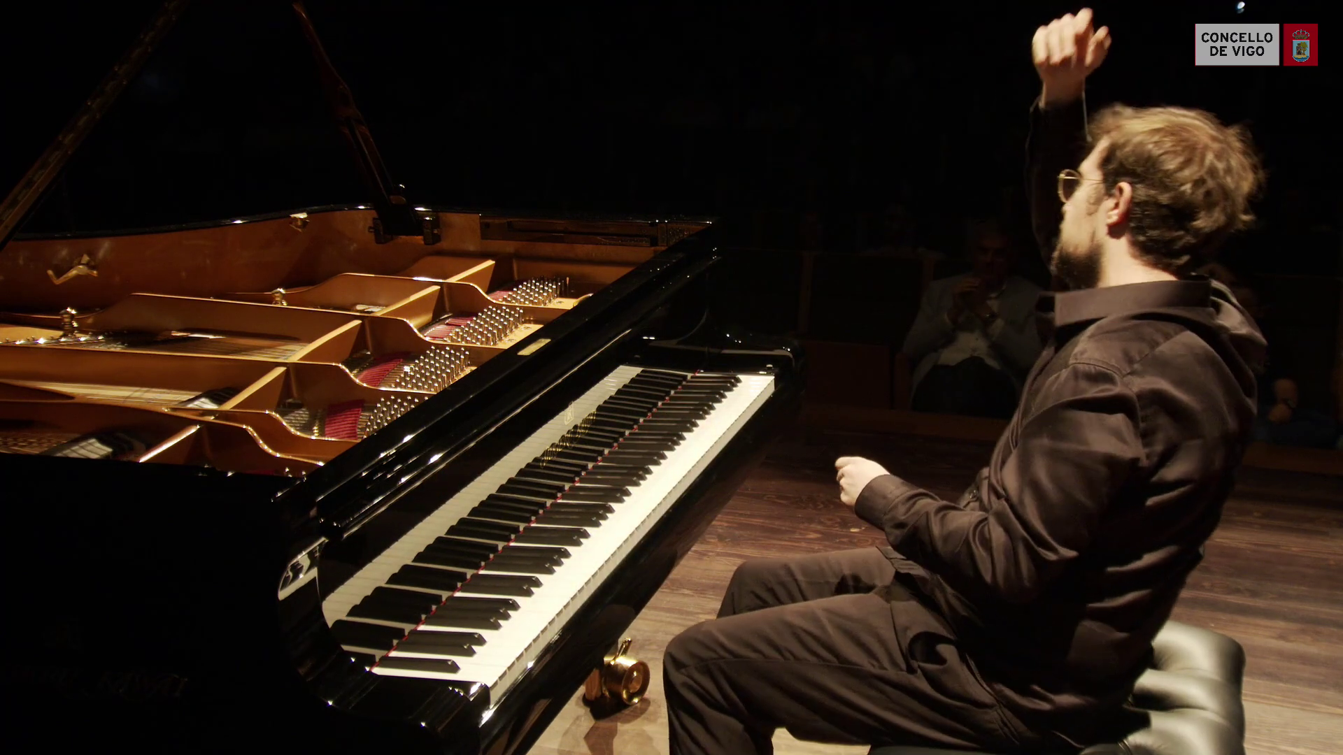 AKM KAHVE KONSERLERİ SERİSİ YENİ SEZONUNA BAŞLIYOR