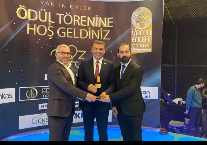 MPLUS TÜRKİYE, “VAN’IN EKONOMİSİNE KATKI SAĞLAYAN EN BAŞARILI KURULUŞ ÖDÜLÜ”NÜ ALDI