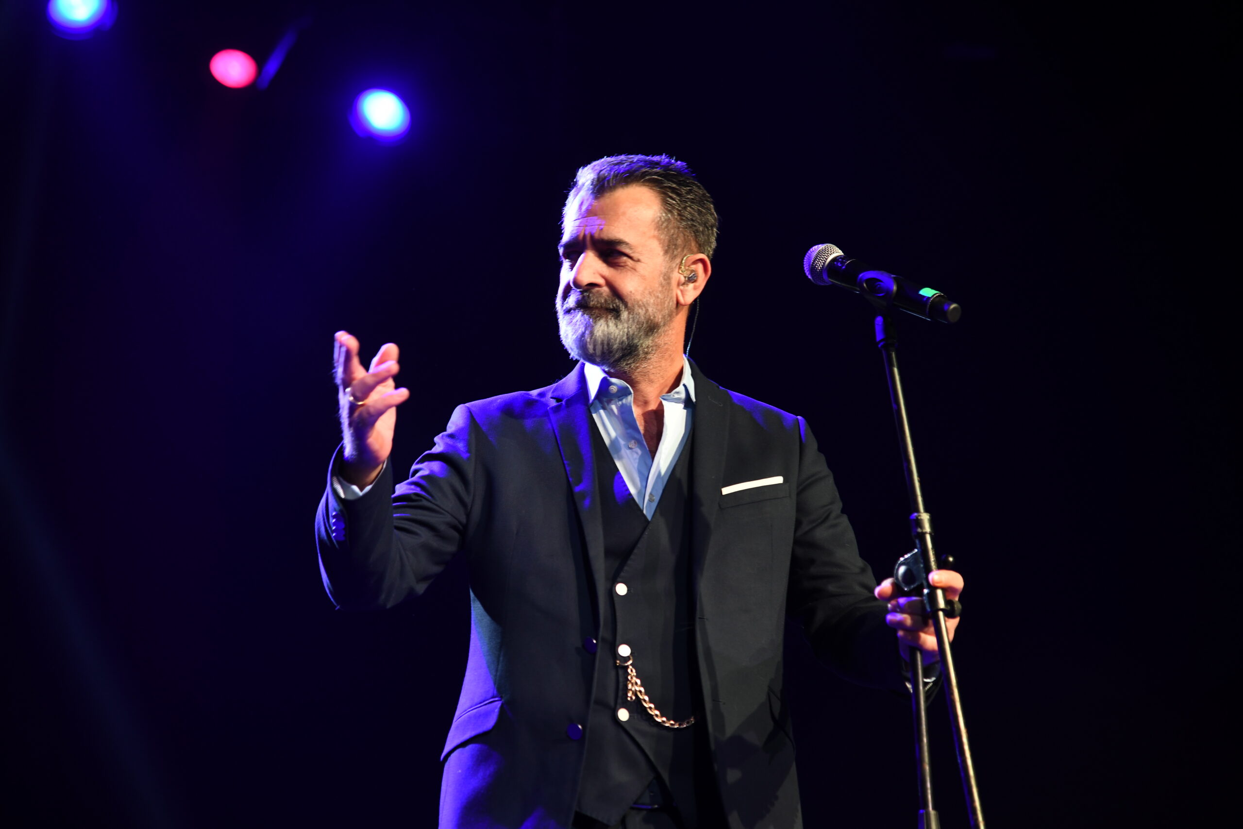 Kadıköy’de “Öğretmenler Günü” Hüseyin Turan konseriyle kutlandı