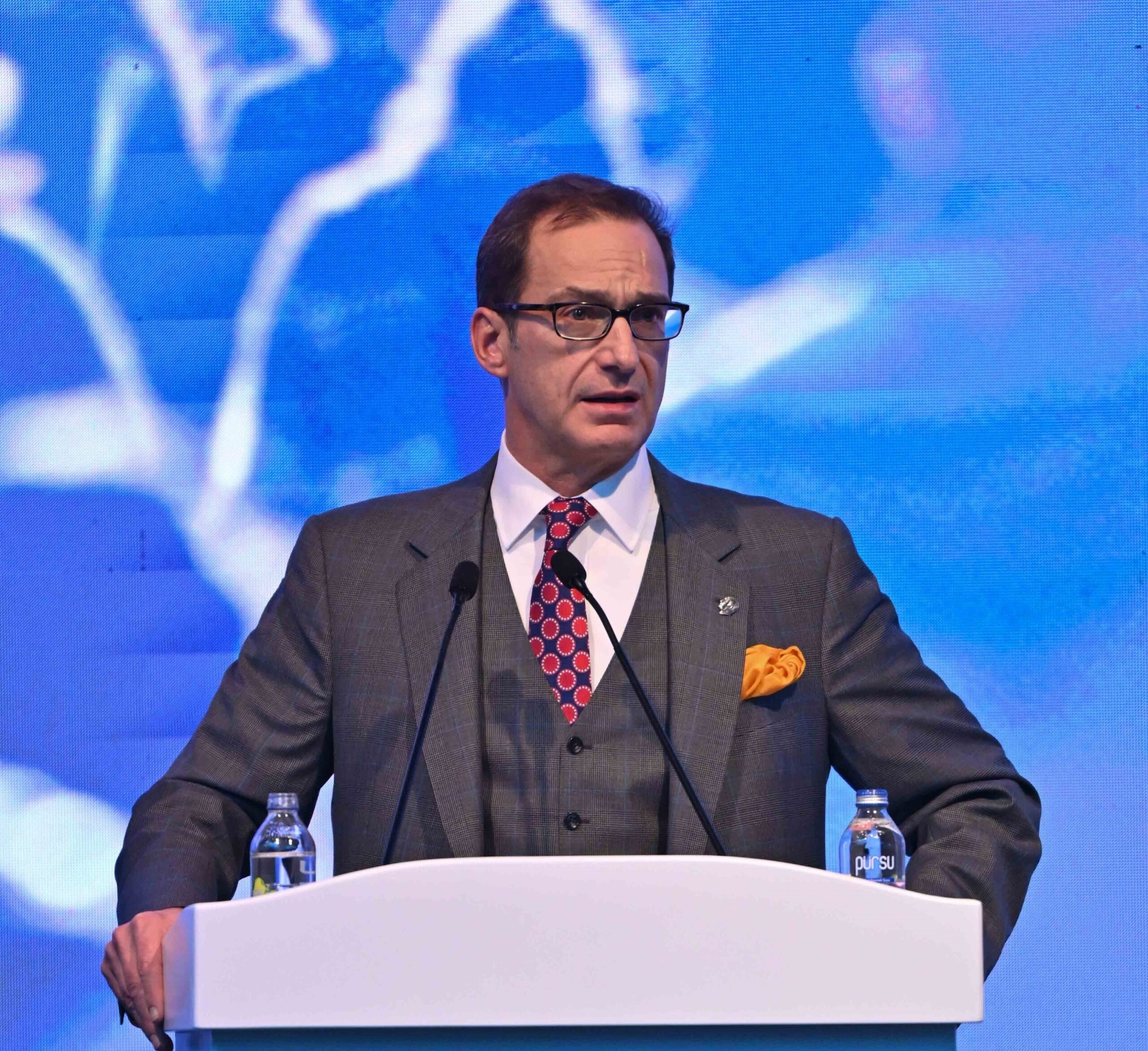 KOÇ TOPLULUĞU’NUN GELENEKSEL ANADOLU BULUŞMALARI’NIN  31’İNCİSİ ANITKABİR ZİYARETİ SONRASI ANKARA’DA GERÇEKLEŞTİ