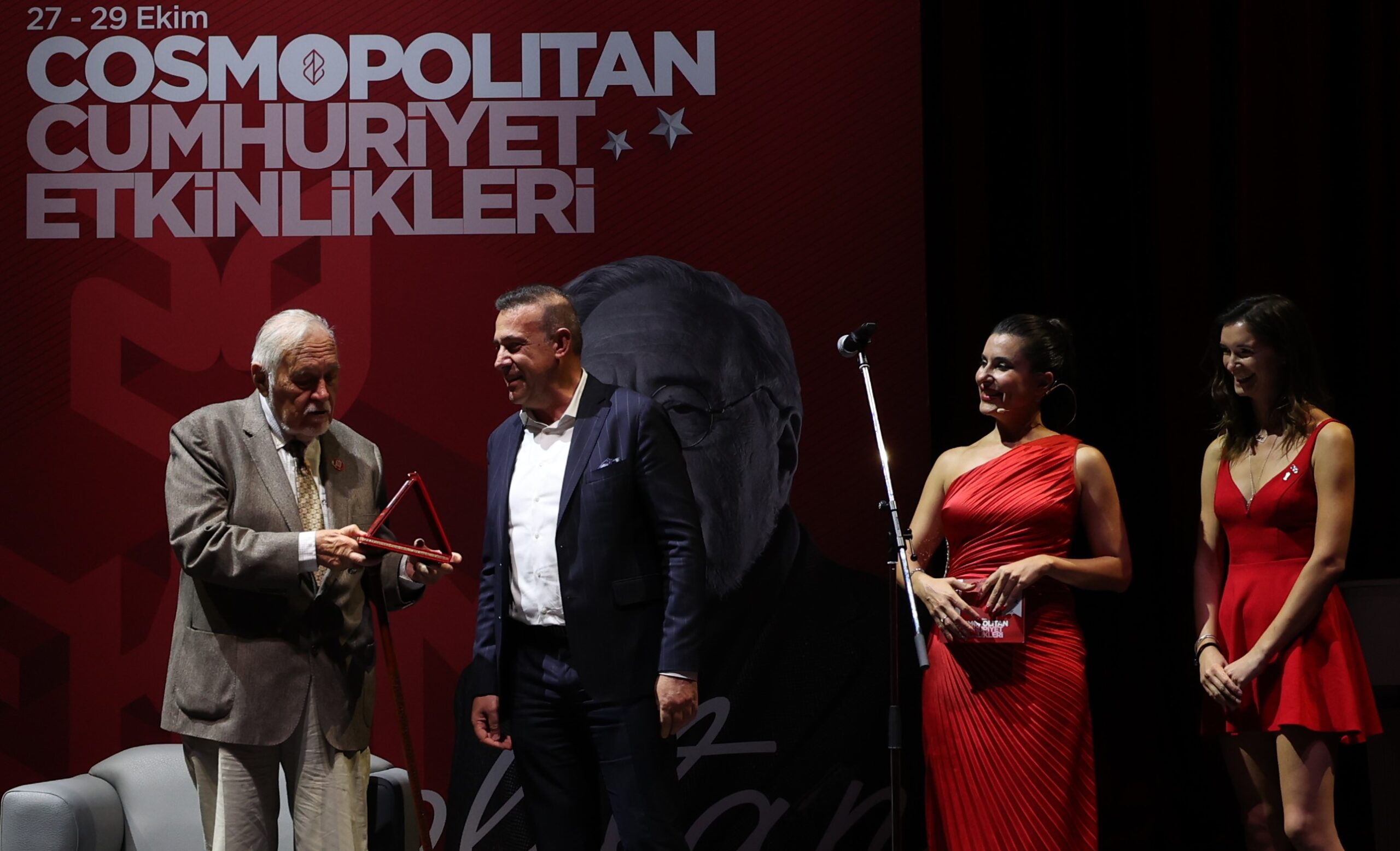 KİLİT GRUP, CUMHURİYETİN 100. YAŞINI COŞKUYLA KUTLADI