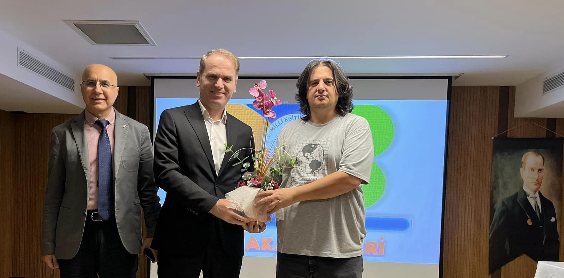 İstanbul Çekmeköy İlçe Millî Eğitim Müdürlüğü’nden Ebeveynlere Yönelik Eğitim Semineri