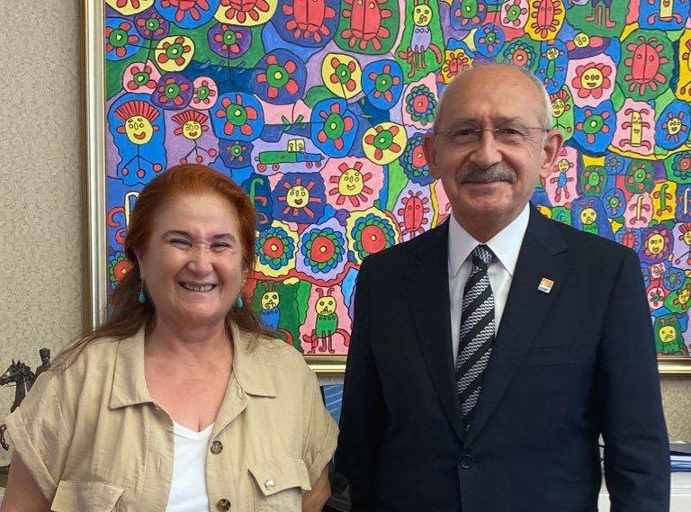 Sabahat Akkiraz, CHP’de Liderlik Yarışı ve Alevi Kimliği Üzerinden Yapılan Tartışmalara Tepki Gösterdi