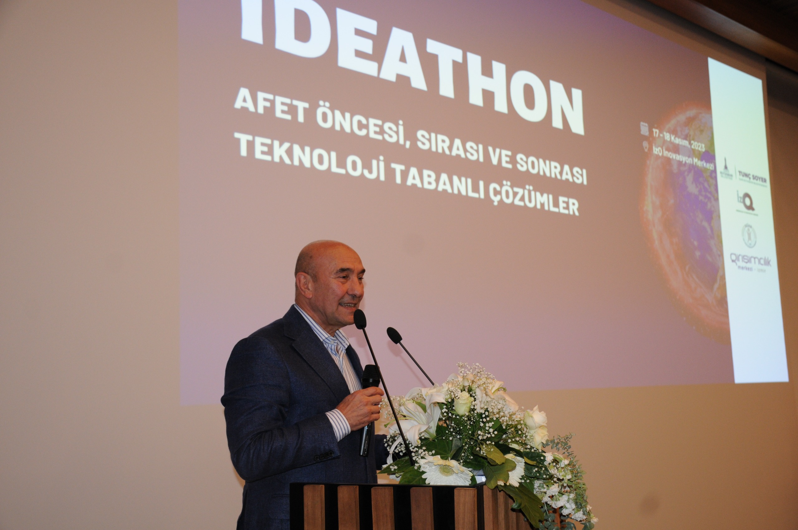 IDEATHON FİKİR MARATONU İLE GENÇLER İZMİR’DE BULUŞTU