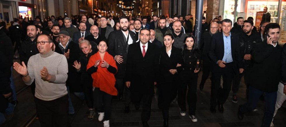 İNAN GÜNEY BEYOĞLU BELEDİYE BAŞKANLIĞI'NA ADAY ADAYI OLDUĞUNU AÇIKLADI