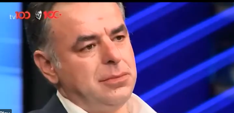 CHP Genel Başkanı Özgür Özel’den Mesleği Bırakan Yarkadaş’a Çağrı: Kararını Yeniden Değerlendirmeli