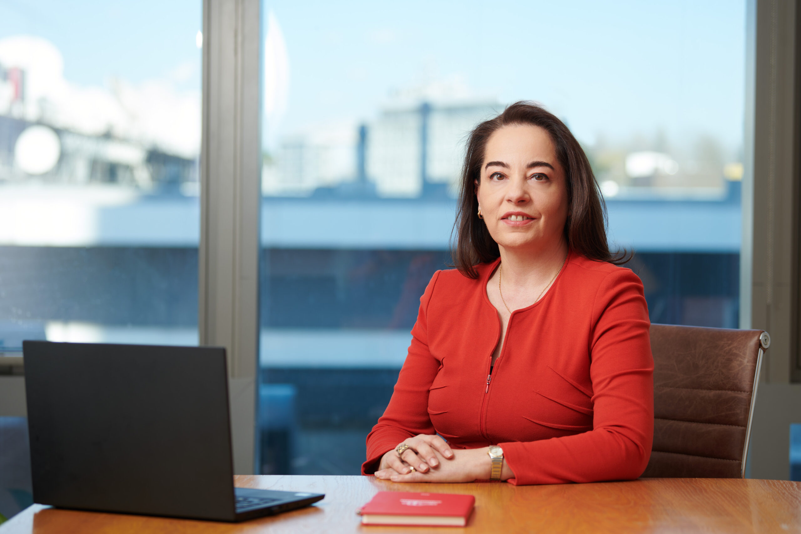 BUGÜN 5 ARALIK DÜNYA KADIN HAKLARI GÜNÜ İŞ DÜNYASINDA KADININ YERİ