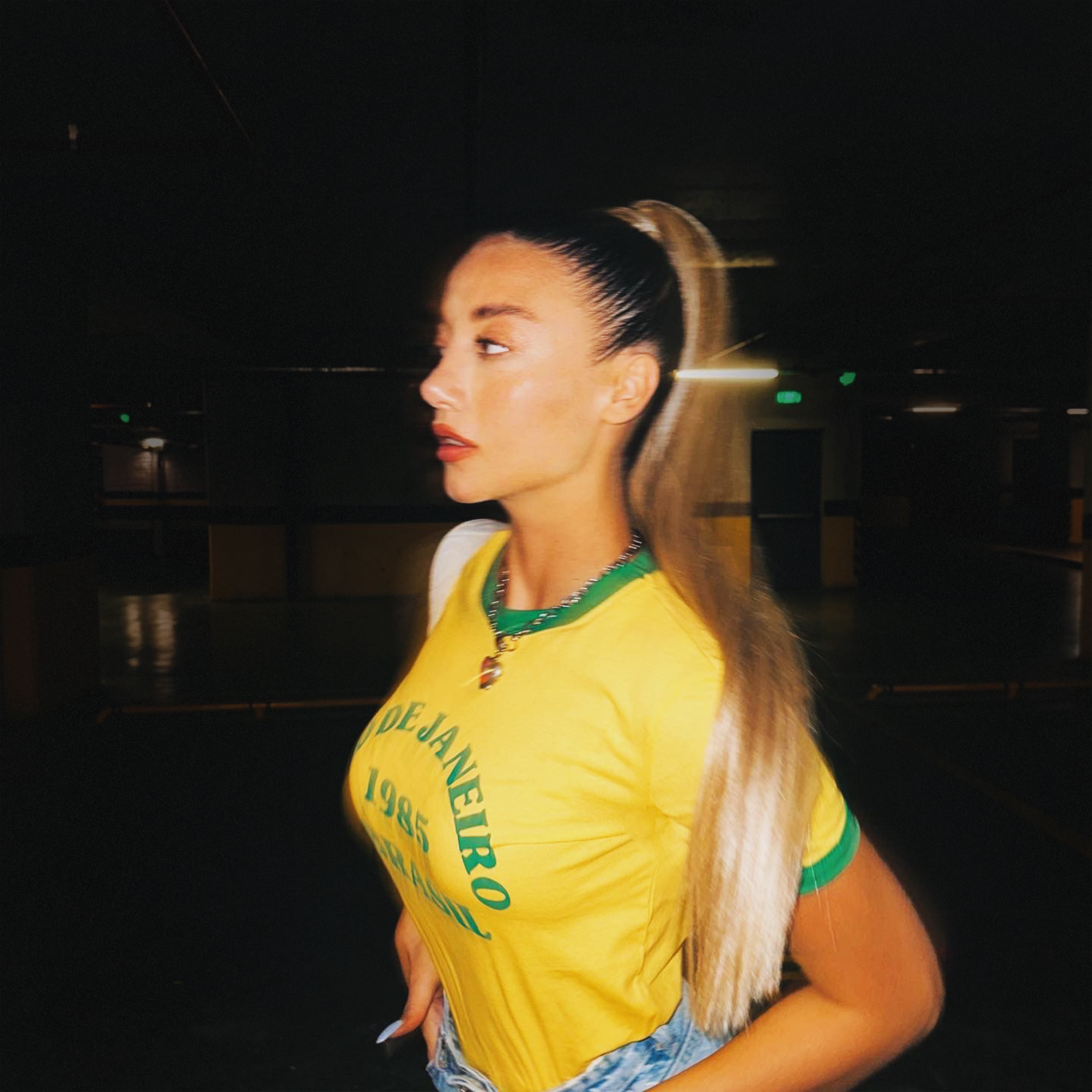 Aleyna Kalaycıoğlu’dan “Dominik” Öncesi Son Parti