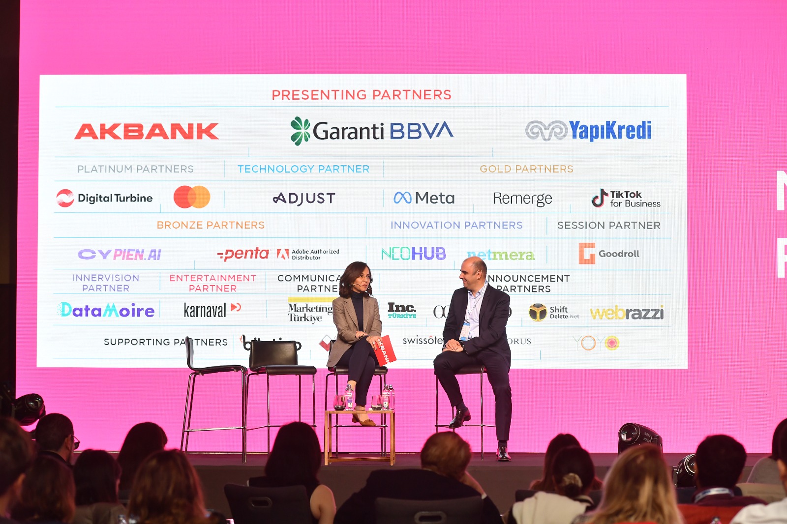 MODERN PAZARLAMA SEKTÖRÜ SMARTIES NEXT!’TE BULUŞTU