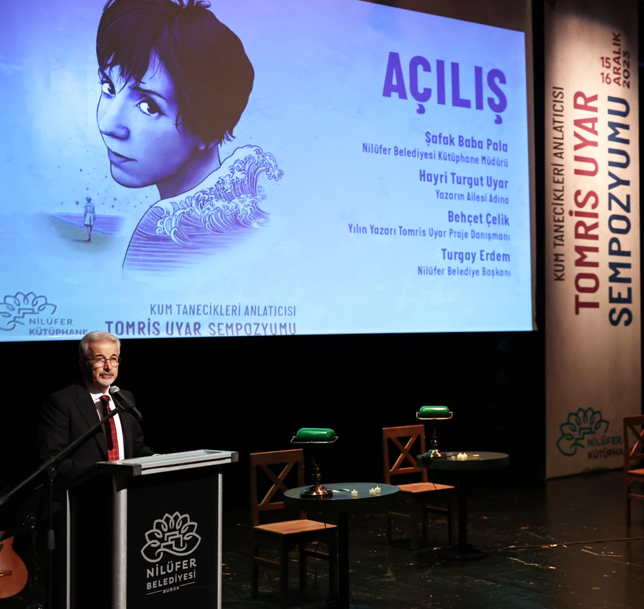 “Kum Tanecikleri Anlatıcısı:Tomris Uyar Sempozyumu” başladı