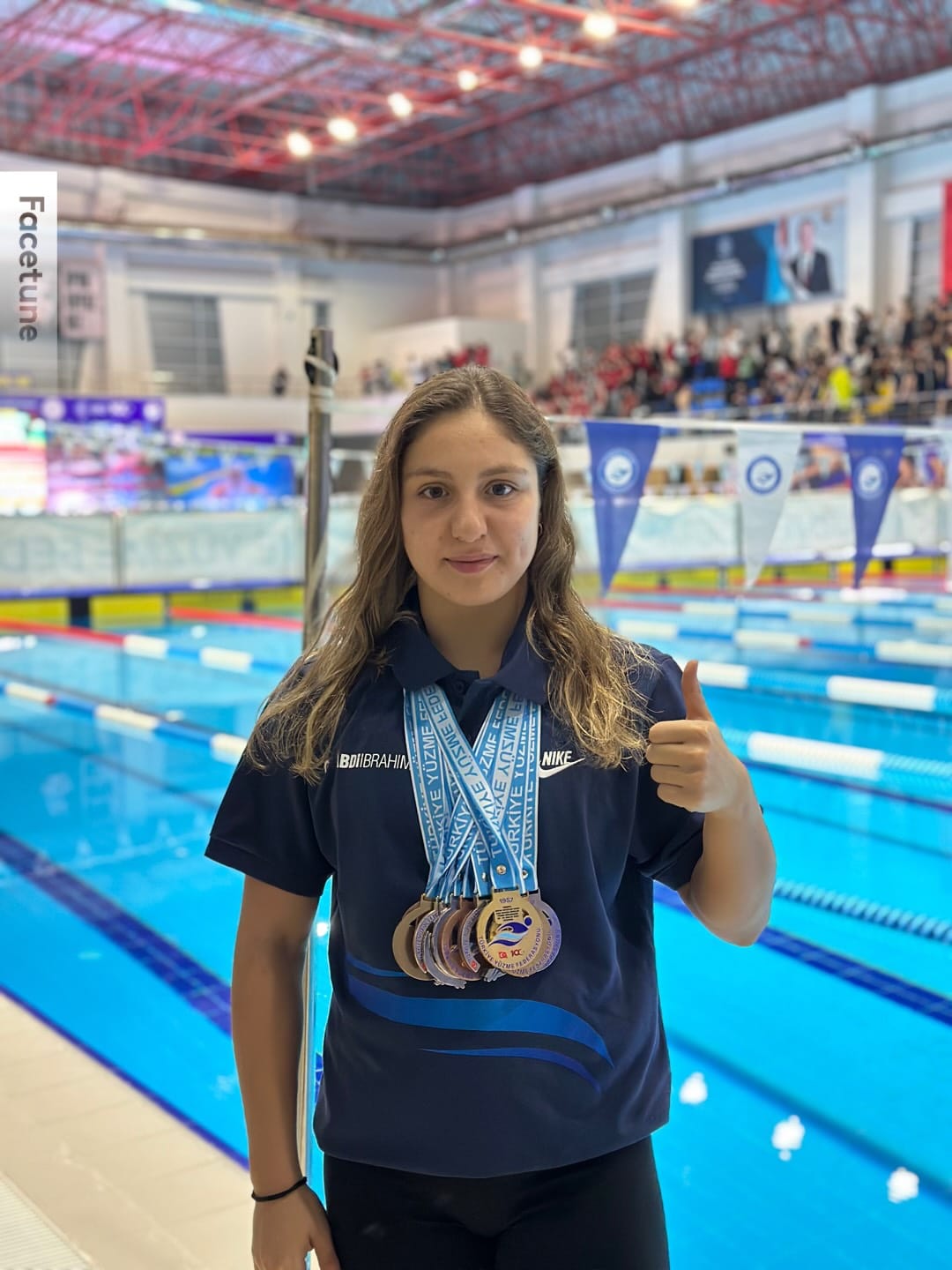 Türkiye Kulüpler Arası Yüzme Şampiyonası’nda Merve Tuncel ve Emre Sakcı’dan 16 madalya