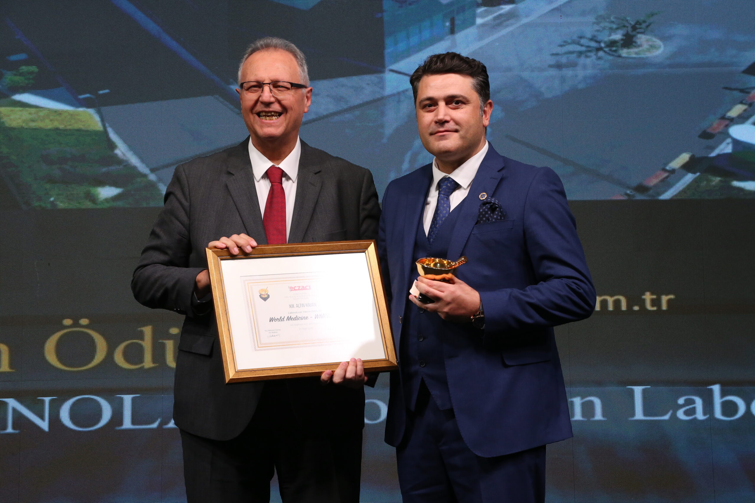World Medicine’ın İnovasyon Laboratuvarı  WMINOLAB’a Altın Havan ödülü
