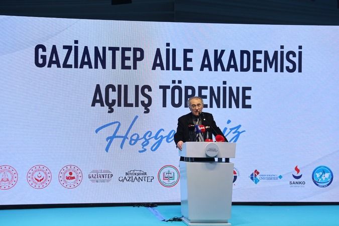 Prof. Dr. Nevzat Tarhan: “Aile Akademisi ‘Aile Aşısı’ gibi olacak”