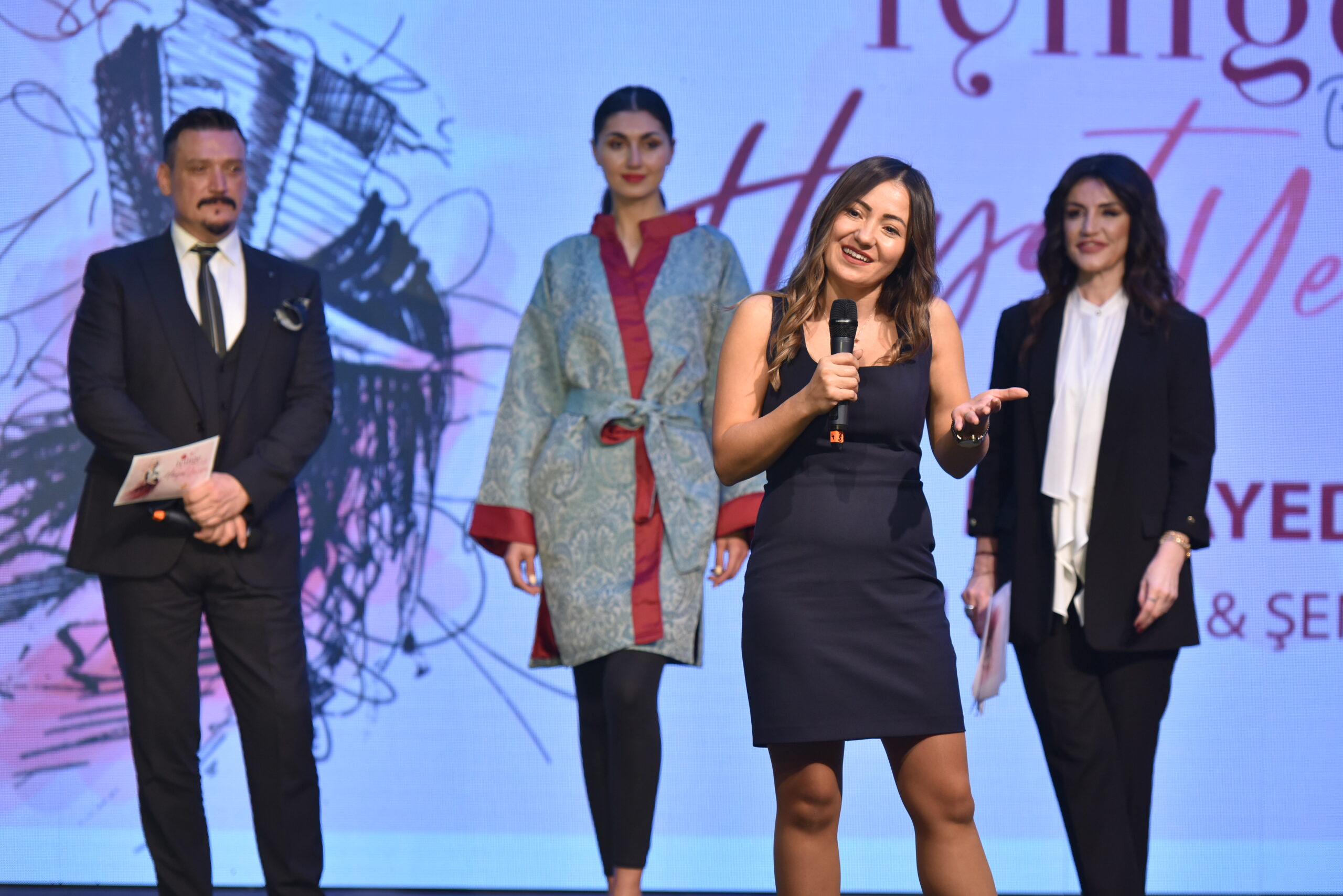 “İYİLİĞE BİR İLMEK” PROJESİ, ÜNLÜLERİ ÖZEL BİR DEFİLEDE BULUŞTURDU