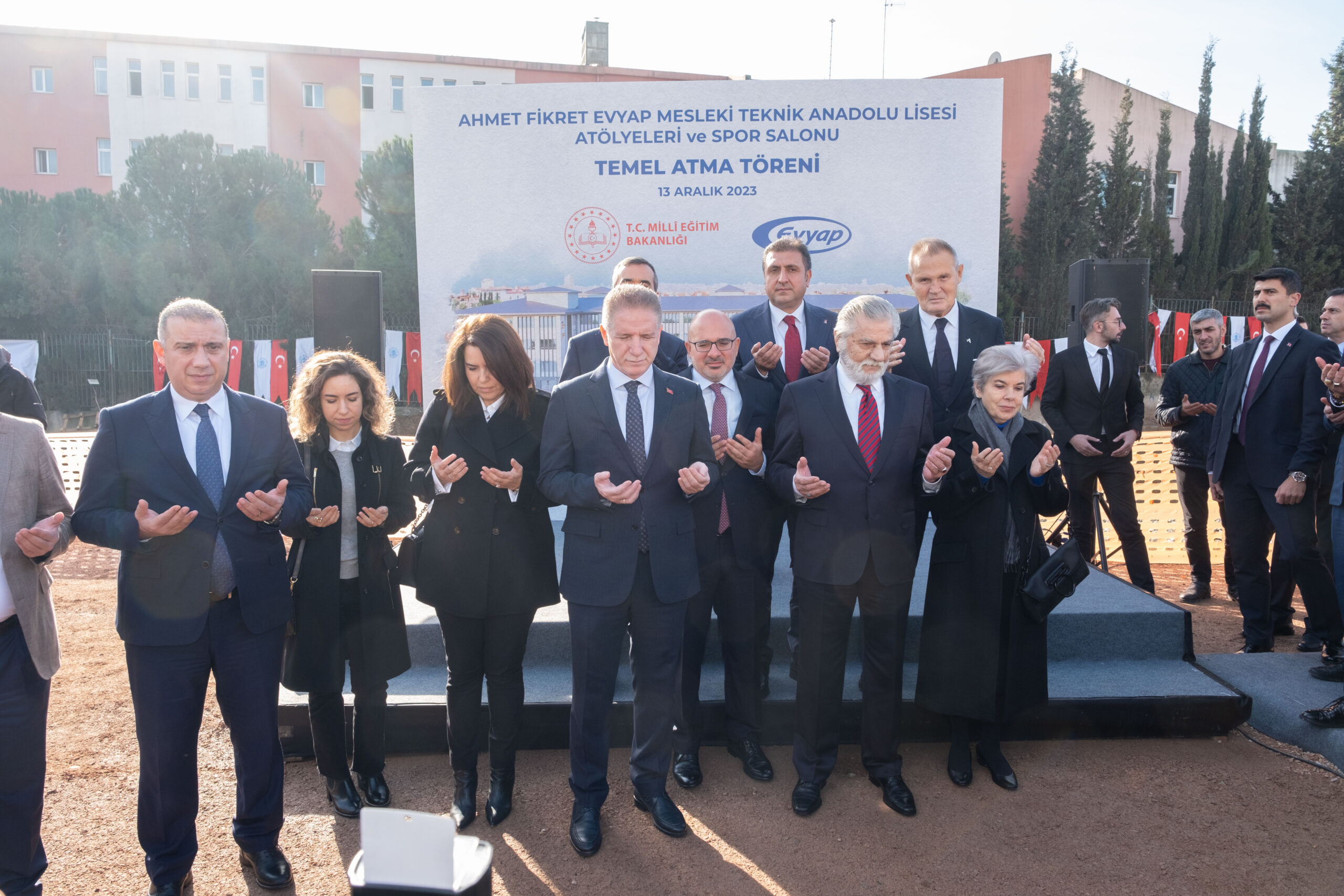Evyap’ın, Ahmet Fikret Evyap adına Tuzla’da yaptıracağı Mesleki ve Teknik Anadolu Lisesi’nin temeli atıldı