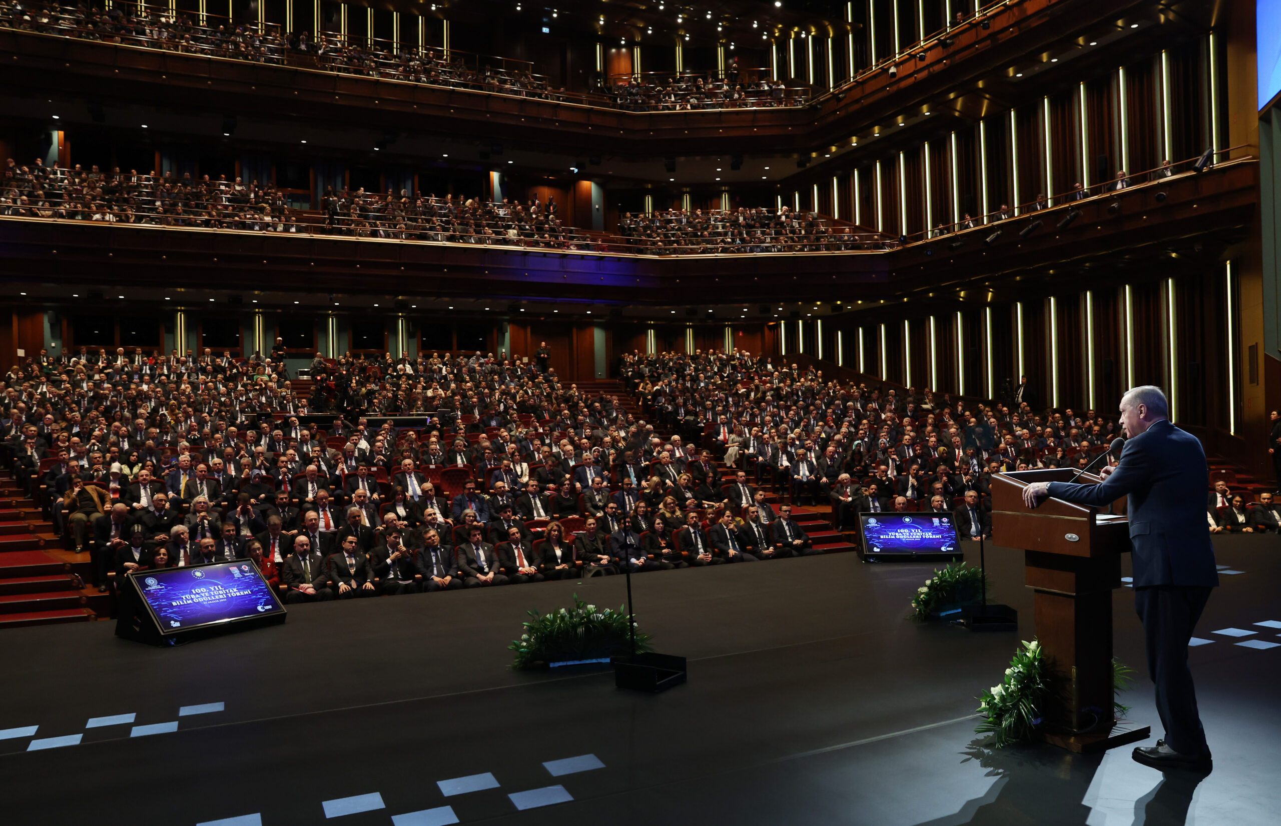 Cumhurbaşkanı Erdoğan: Bilim ve Başarıyı Ödüllendirmenin Gururunu Yaşıyoruz