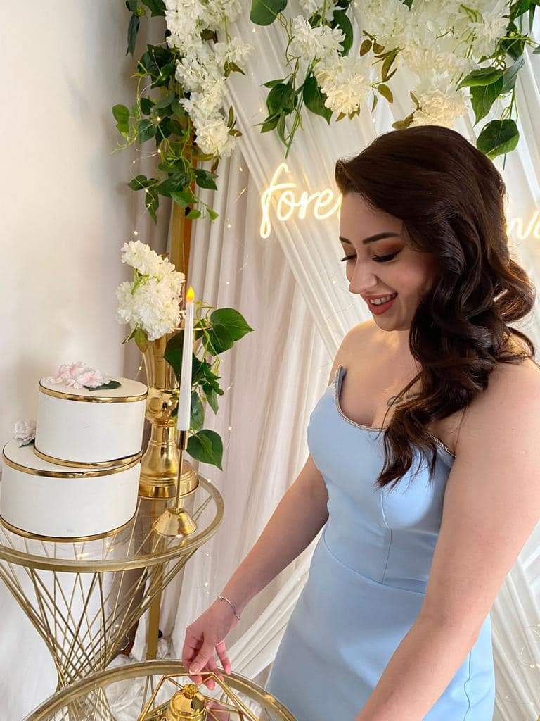 Cansu Akdağ’ın Söz Yüzüğü Seremonisi: Aşkın Başlangıcı ve Duygusal Anlar”